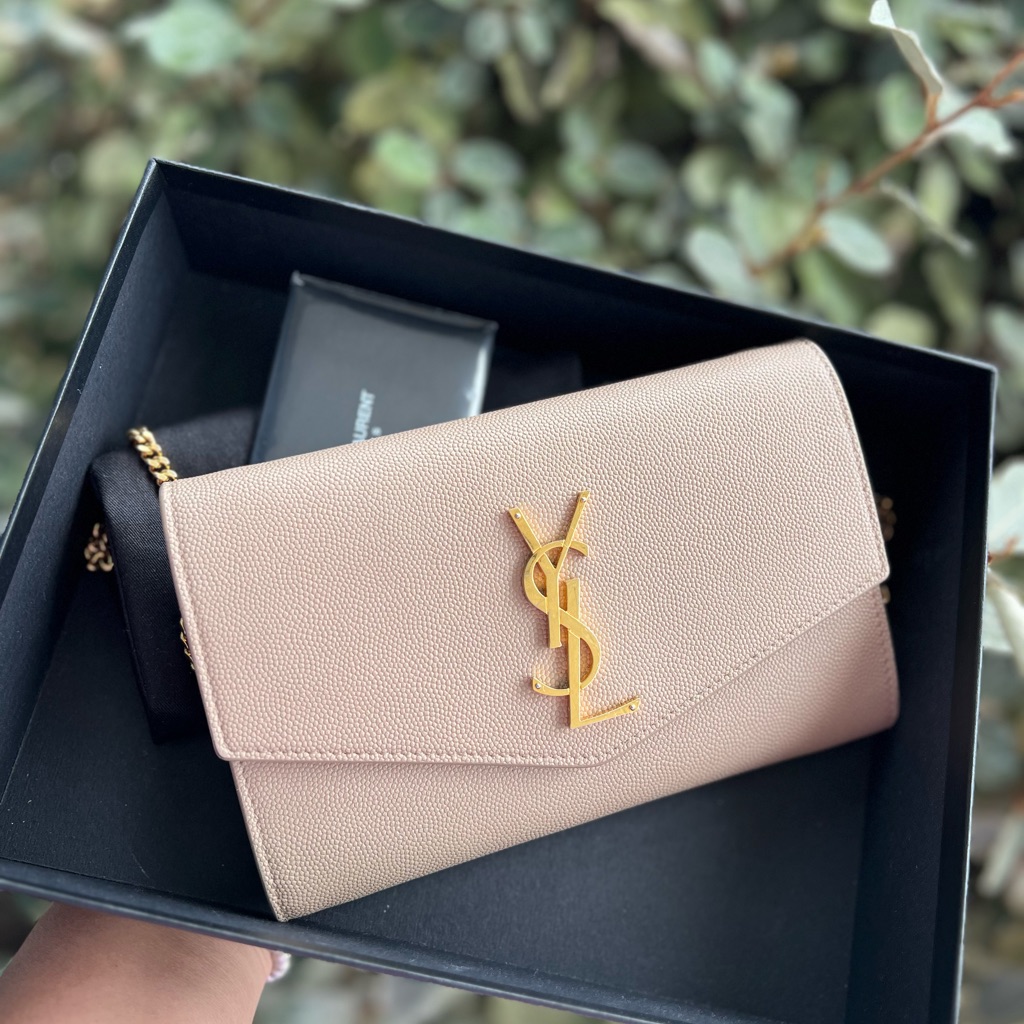 Yves Saint Laurent Nude Clutch With Gold Logo